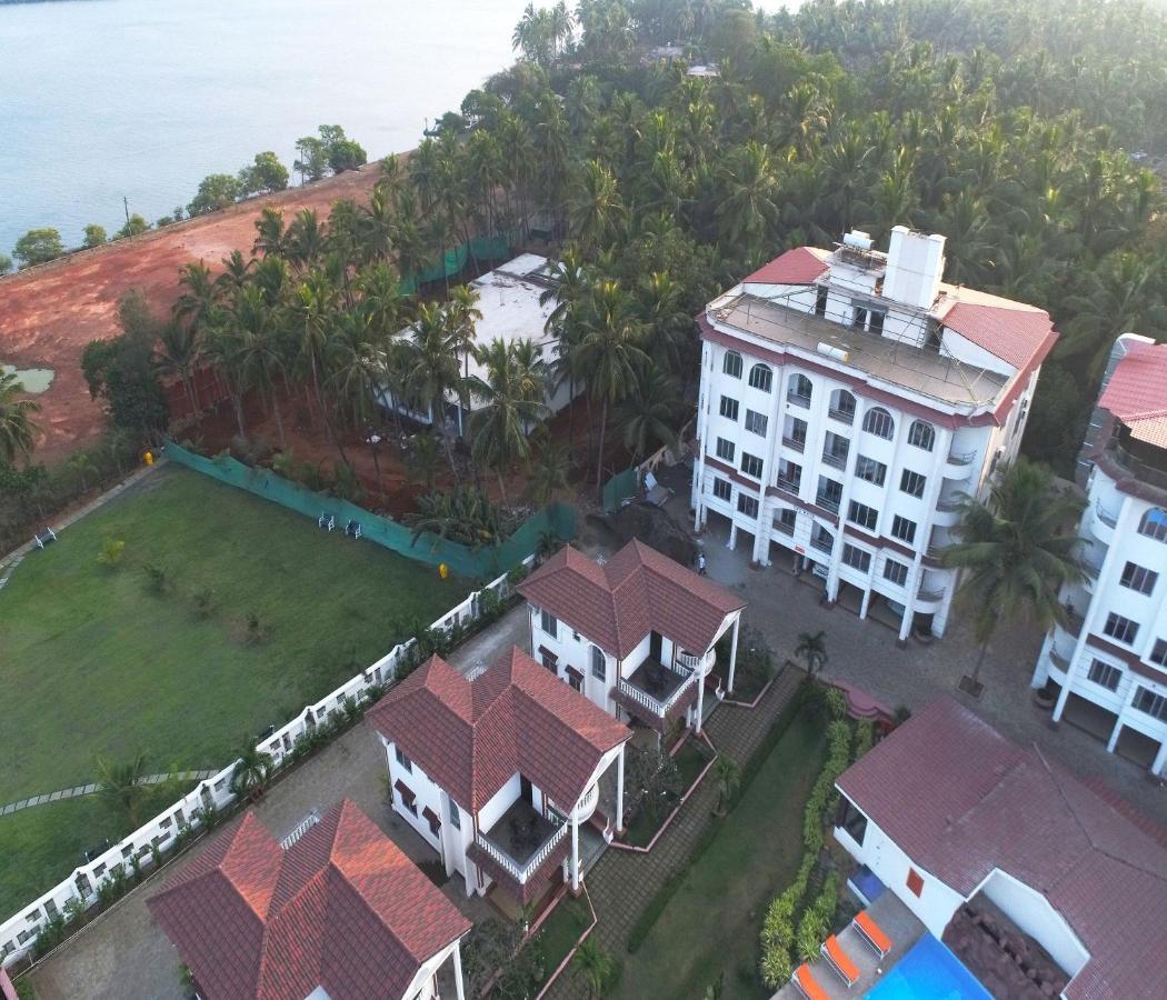 Span Suites & Villa 모르짐 외부 사진